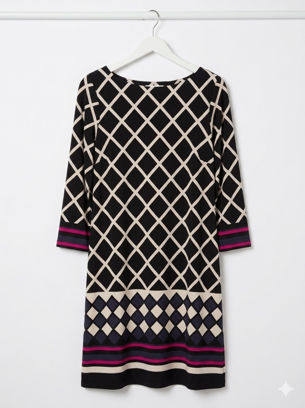 Jessica Howard Black and Cream Geometric Shift Dress with Pink Trim